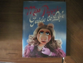 Cover art for Miss Piggy's Guide to Life