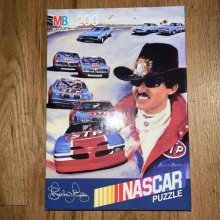 Cover art for Richard Petty #43 200 Piece NASCAR Puzzle