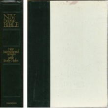 Cover art for NIV pictorial Bible: The complete New International Version Bible including more than 500 full-color study features throughout the text