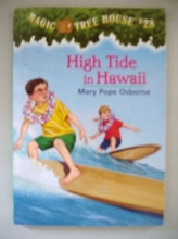 Cover art for High Tide in Hawaii (Magic Tree House, No. 28)