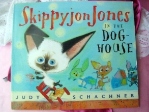 Cover art for Skippyjon Jones in the Doghouse