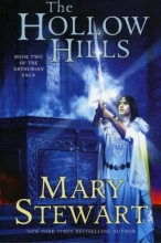 Cover art for The Hollow Hills (The Arthurian Saga, Book 2)