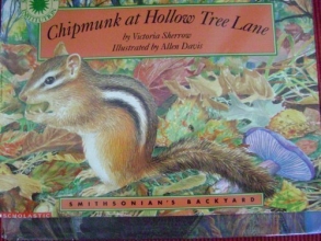 Cover art for Chipmunk at Hollow Tree Lane (Smithsonian's Backyard)
