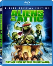 Cover art for Aliens in the Attic  [Blu-ray]