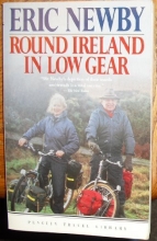 Cover art for Round Ireland in Low Gear (Penguin Travel Library)