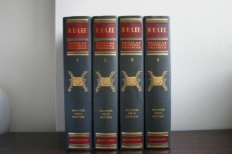 Cover art for R. E. Lee: A Biography, Pulitzer Prize Edition (4 Volume Set)