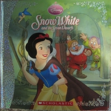 Cover art for Snow White (Royal Disney Princess Club)