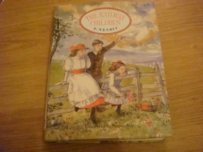Cover art for The Railway Children by E. Nesbit (1989-09-11)