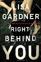 Cover art for Right Behind You (FBI Profiler #7)