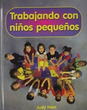 Cover art for Trabajando con Ninos Pequenos (textbook) (Spanish Edition)
