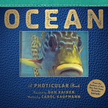 Cover art for Ocean: A Photicular Book