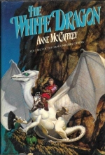 Cover art for The White Dragon (Dragonriders of Pern)
