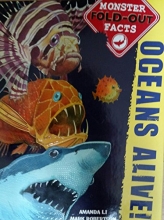 Cover art for Oceans Alive Monster Fold-out Facts By Amanda Li & Mark Robertson [Hardcover]