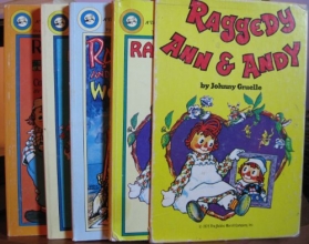 Cover art for Raggedy Ann and Andy