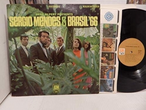 Cover art for Herb Alpert Apresenta Sergio Mendes & Brasil '66