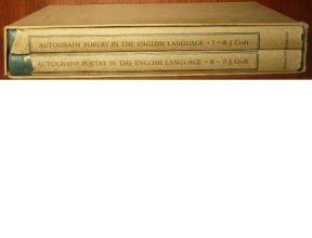 Cover art for Autograph poetry in the English language;: Facsimiles of original manuscripts from the fourteenth to the twentieth century;