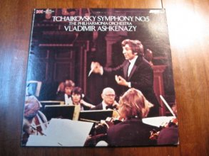 Cover art for Tchaikovsky Symphony No. 5 - The Philharmonia Orchestra conducted by Vladimir Ashkenazy (British Import)