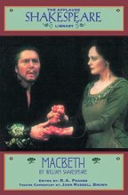 Cover art for Macbeth (Applause Books)
