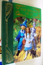 Cover art for Wizard of Oz (Heirloom Classics (Deluxe))