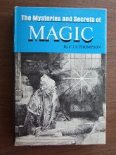 Cover art for The Mysteries and Secrets of Magic. Philadelphia, Lippincott, 1928.
